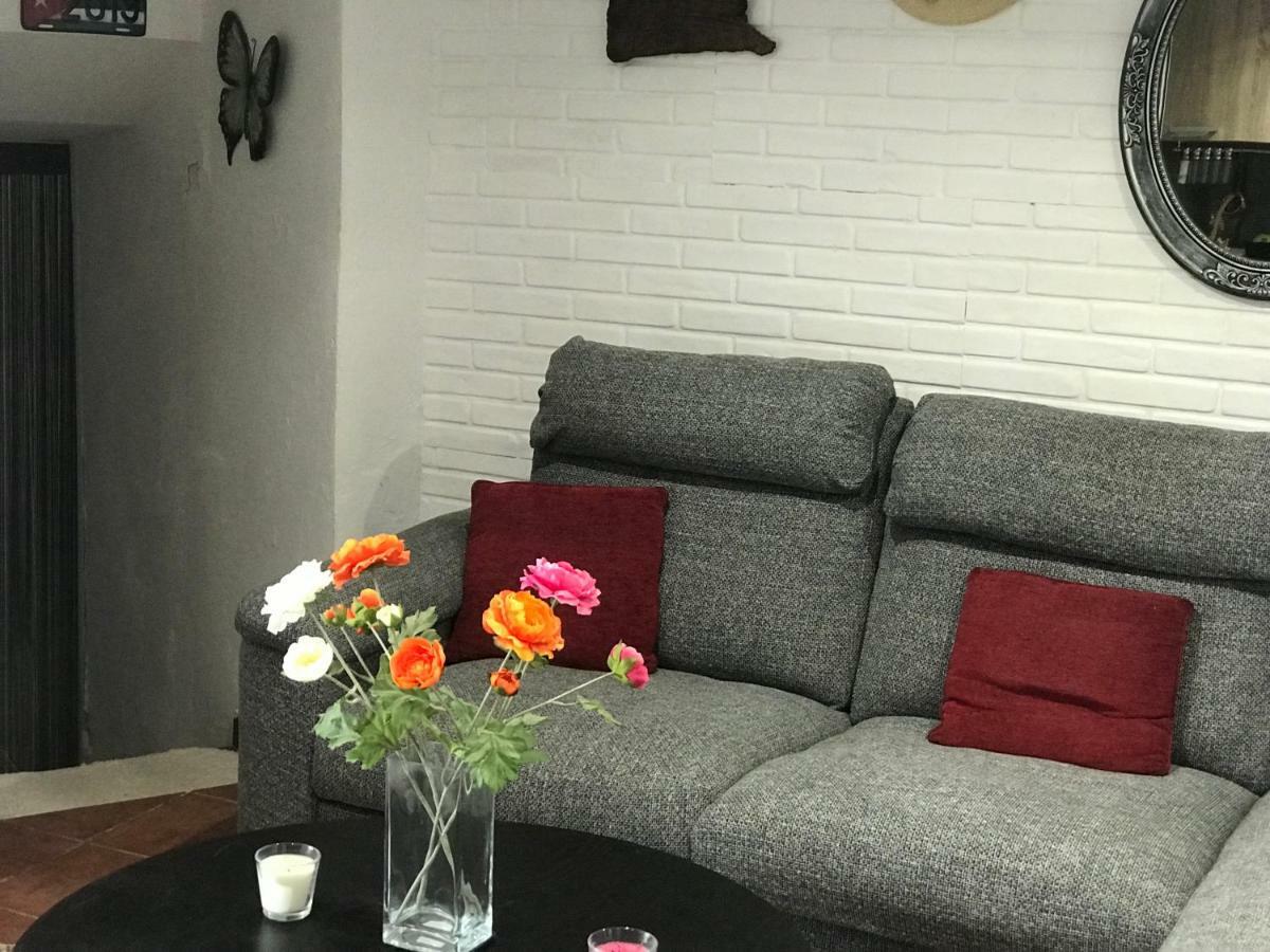 Guest House Gabriela Keratea 외부 사진